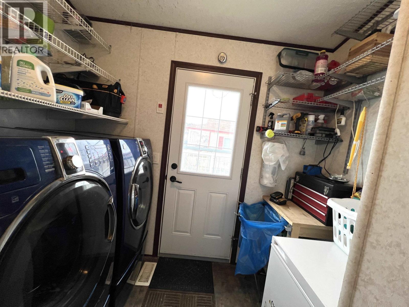 5506 Pine Crescent, Fort Nelson, BC - Indoor Photo Showing Laundry Room