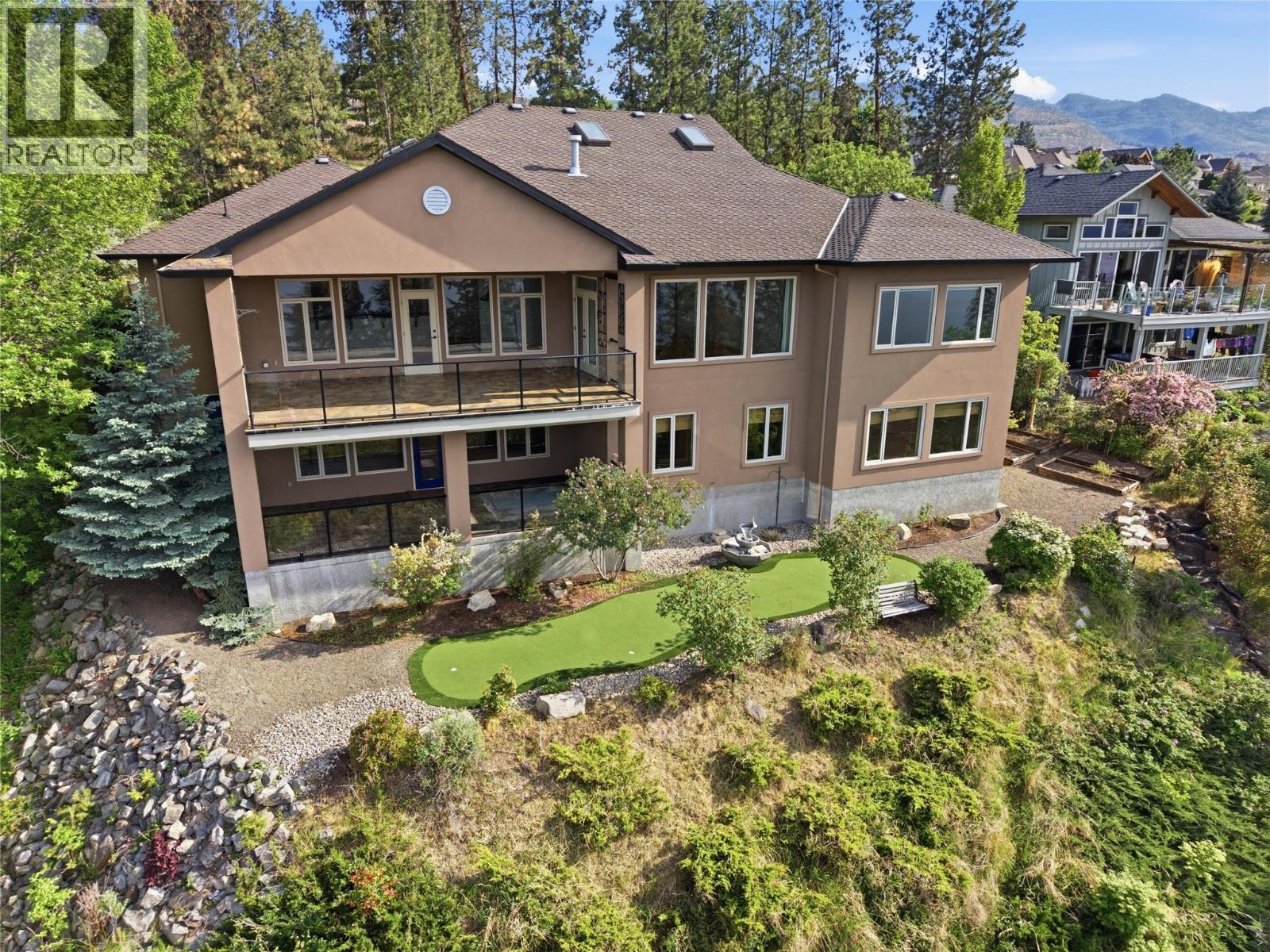448 Viewcrest Road, Kelowna, BC - Outdoor With Balcony