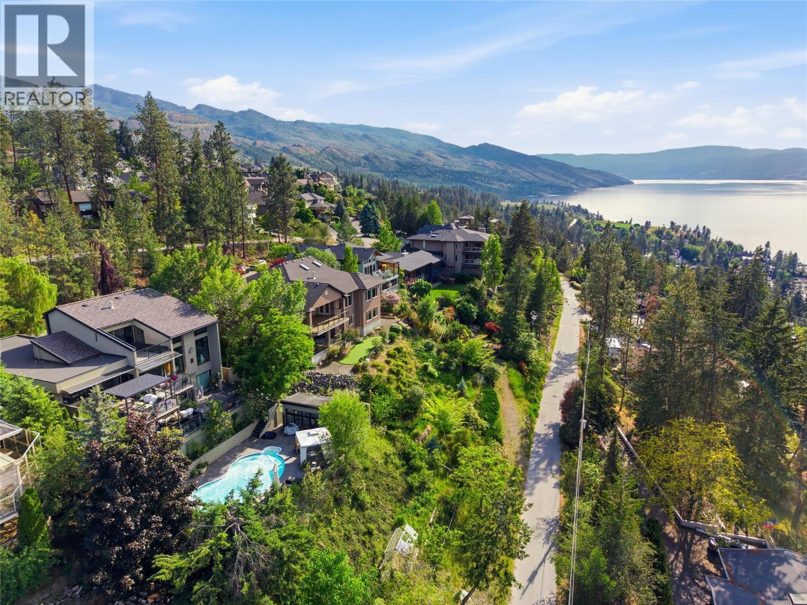 Aerial view - 448 Viewcrest Road, Kelowna, BC - Outdoor With Body Of Water With View