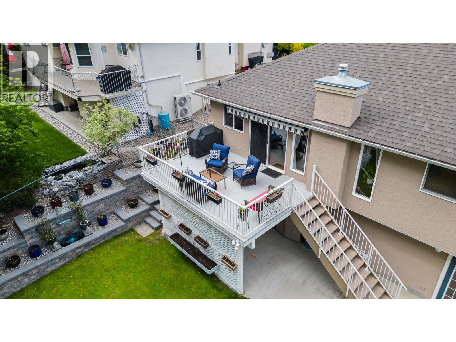 2211 Shannon Woods Place, West Kelowna, BC - Outdoor