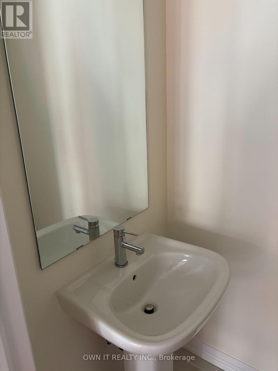 12 - 25 Priya Lane, Toronto, ON - Indoor Photo Showing Bathroom