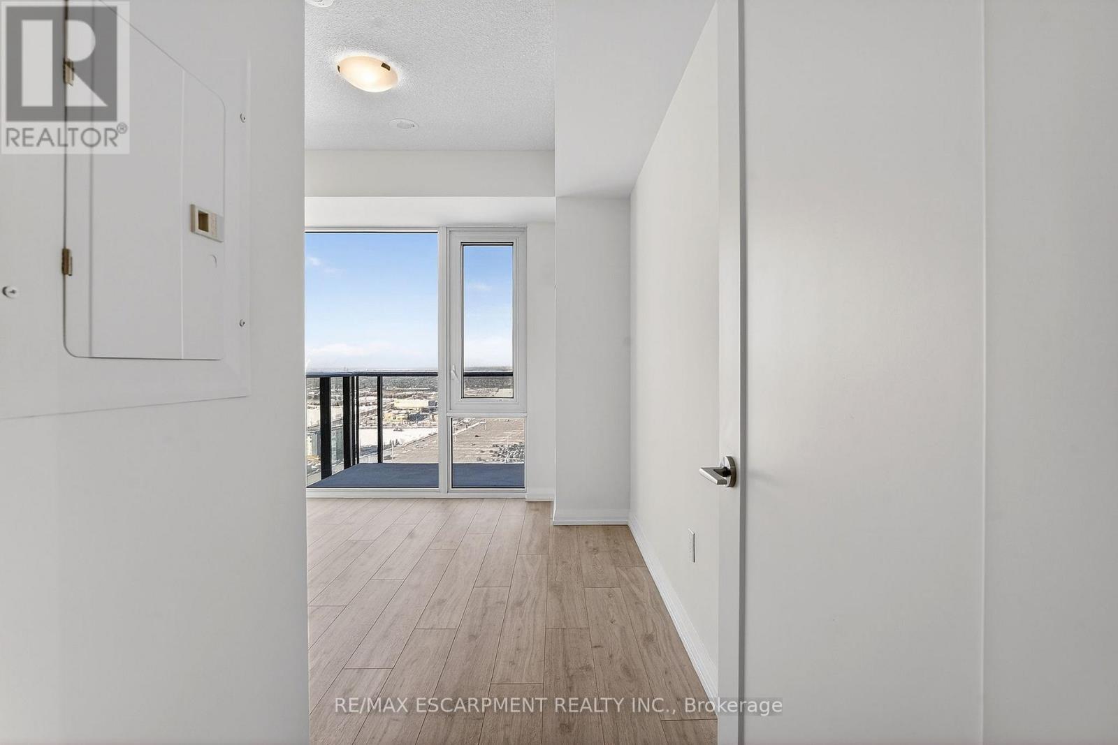 2408 - 27 Korda Gate, Vaughan, ON - Indoor Photo Showing Other Room