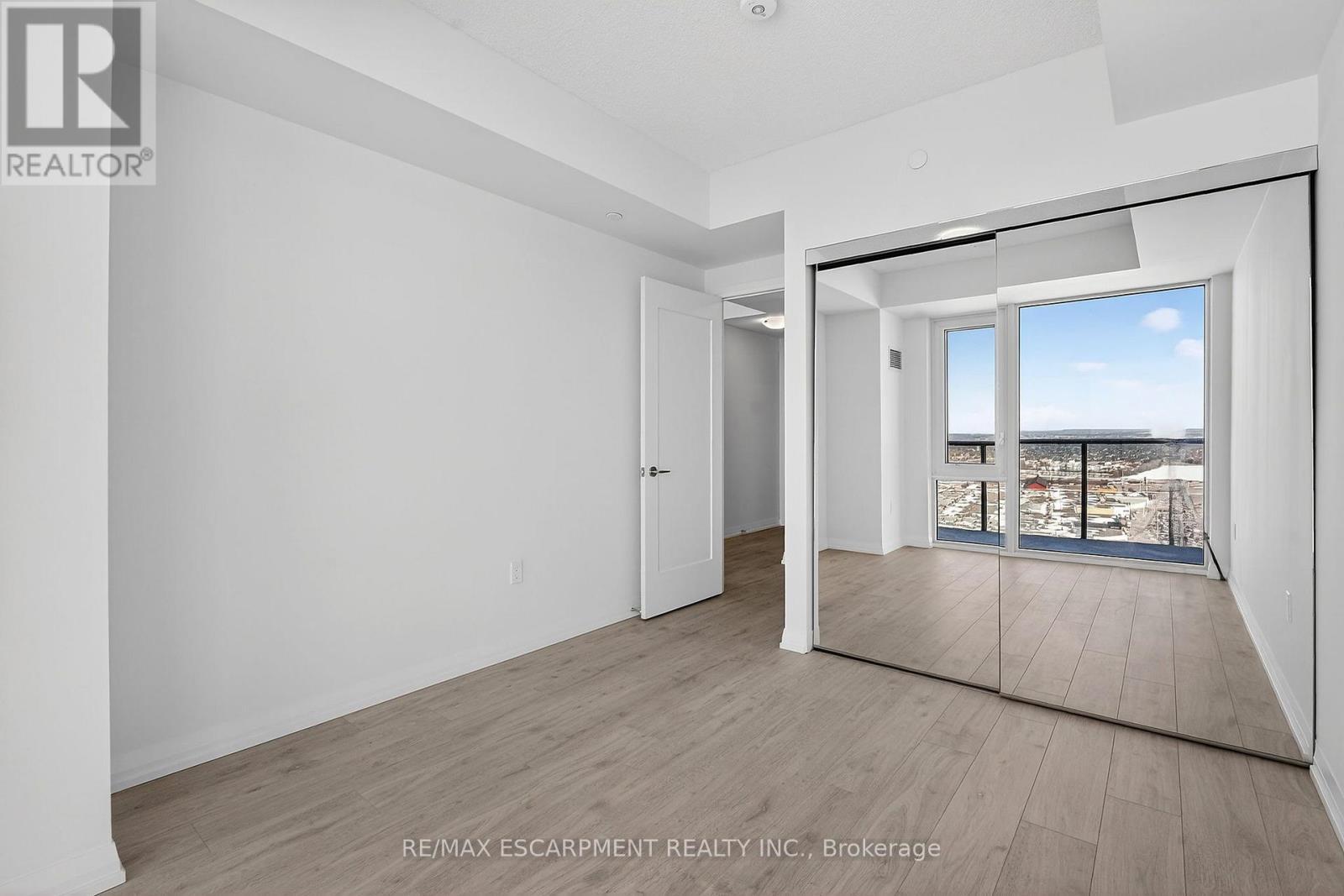 2408 - 27 Korda Gate, Vaughan, ON - Indoor Photo Showing Other Room
