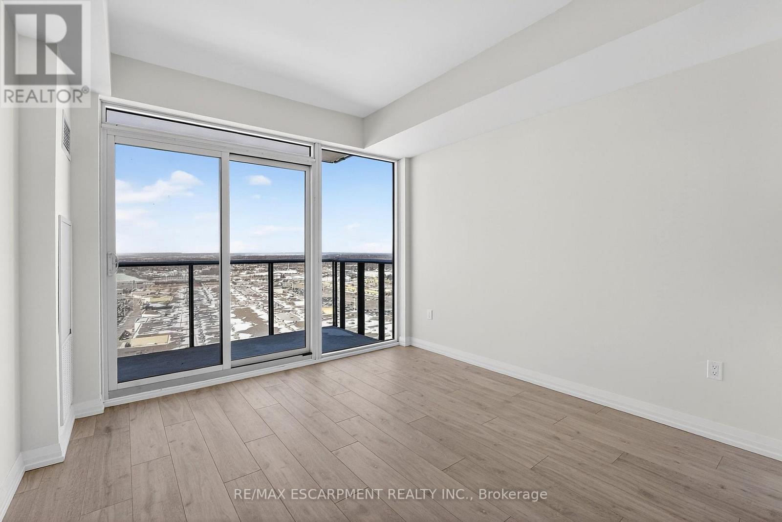 2408 - 27 Korda Gate, Vaughan, ON - Indoor Photo Showing Other Room