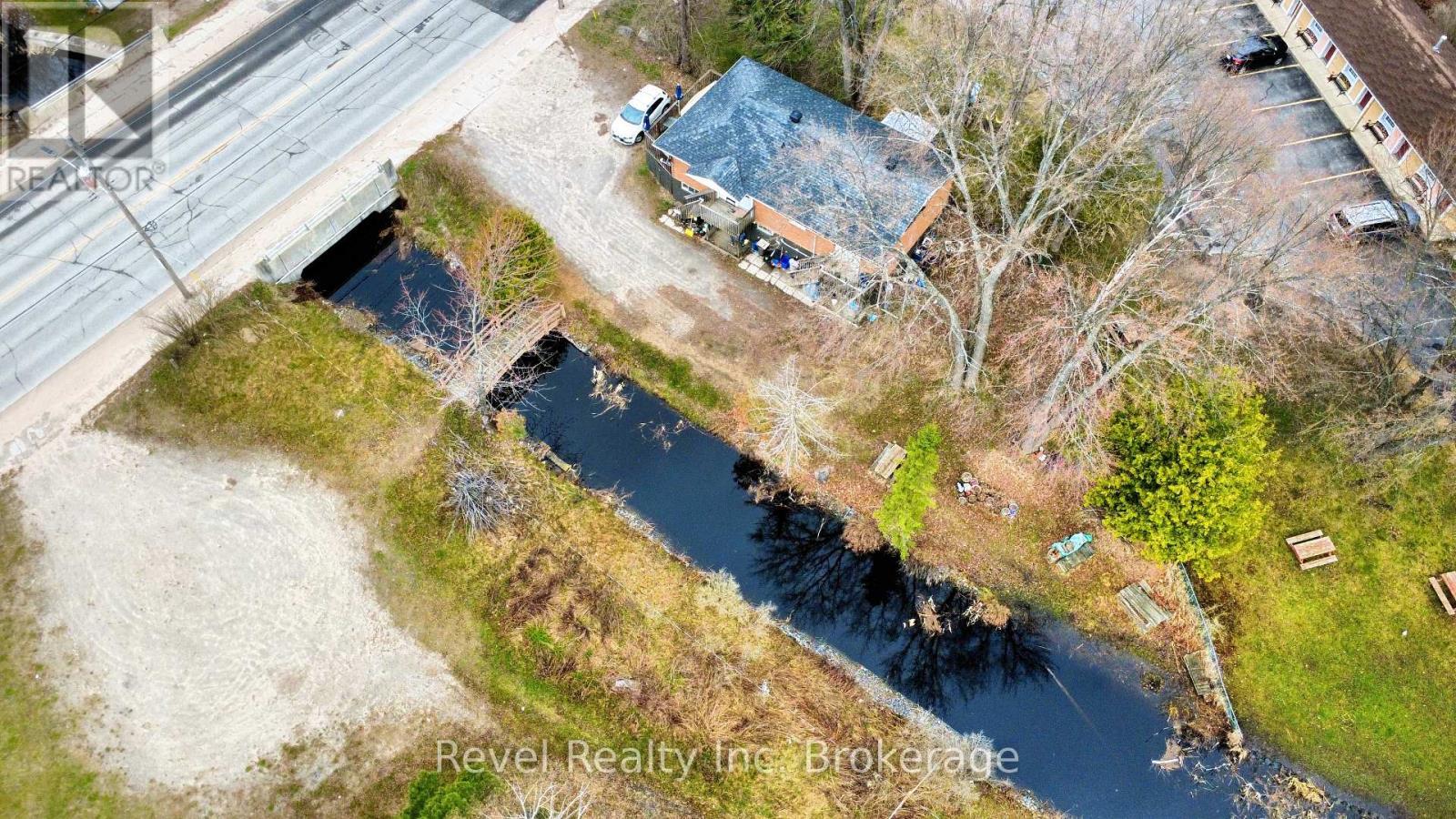 670 Lakeshore Drive, North Bay (Ferris), ON
