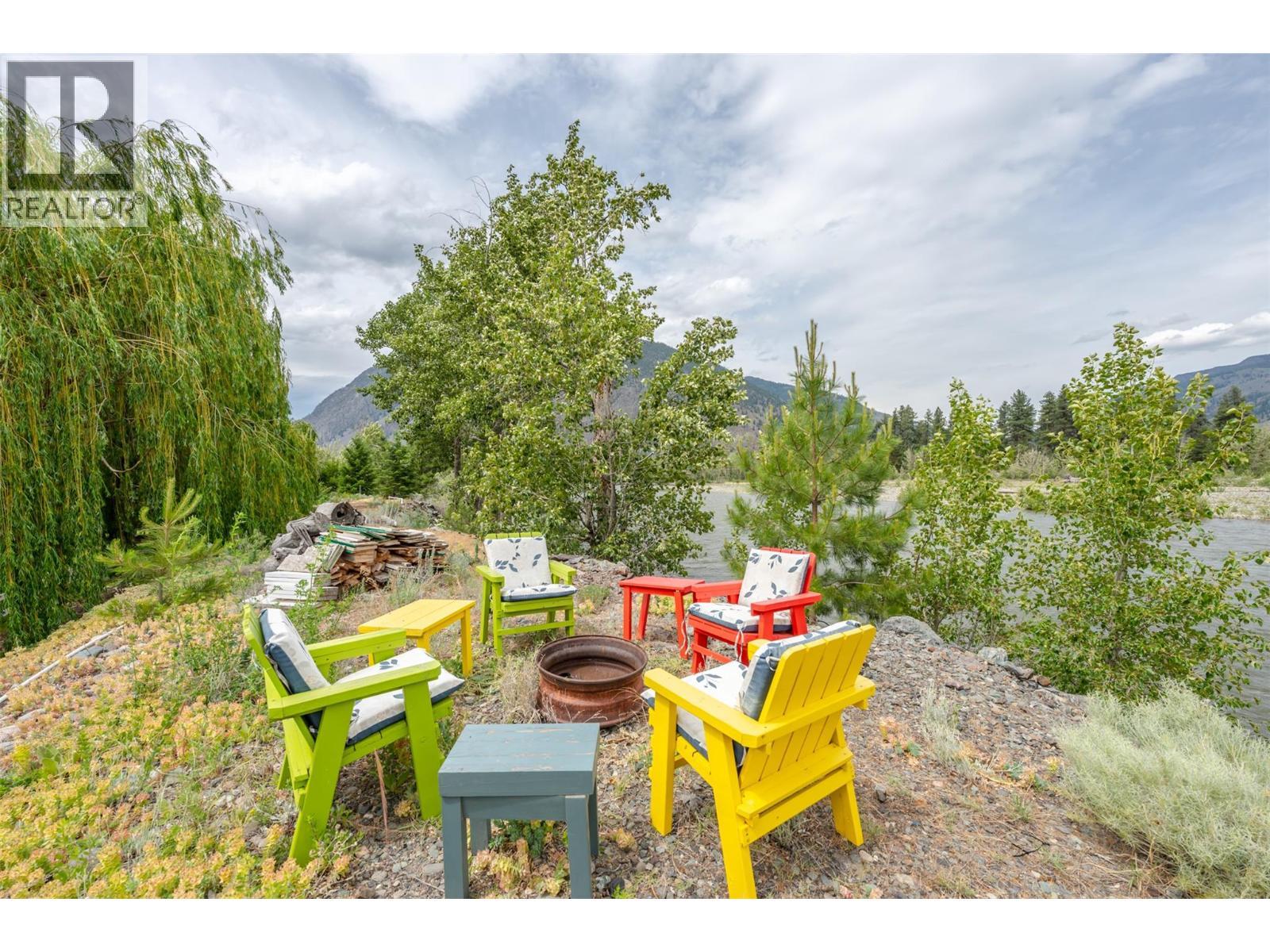 2900 River Road, Keremeos, BC - Outdoor