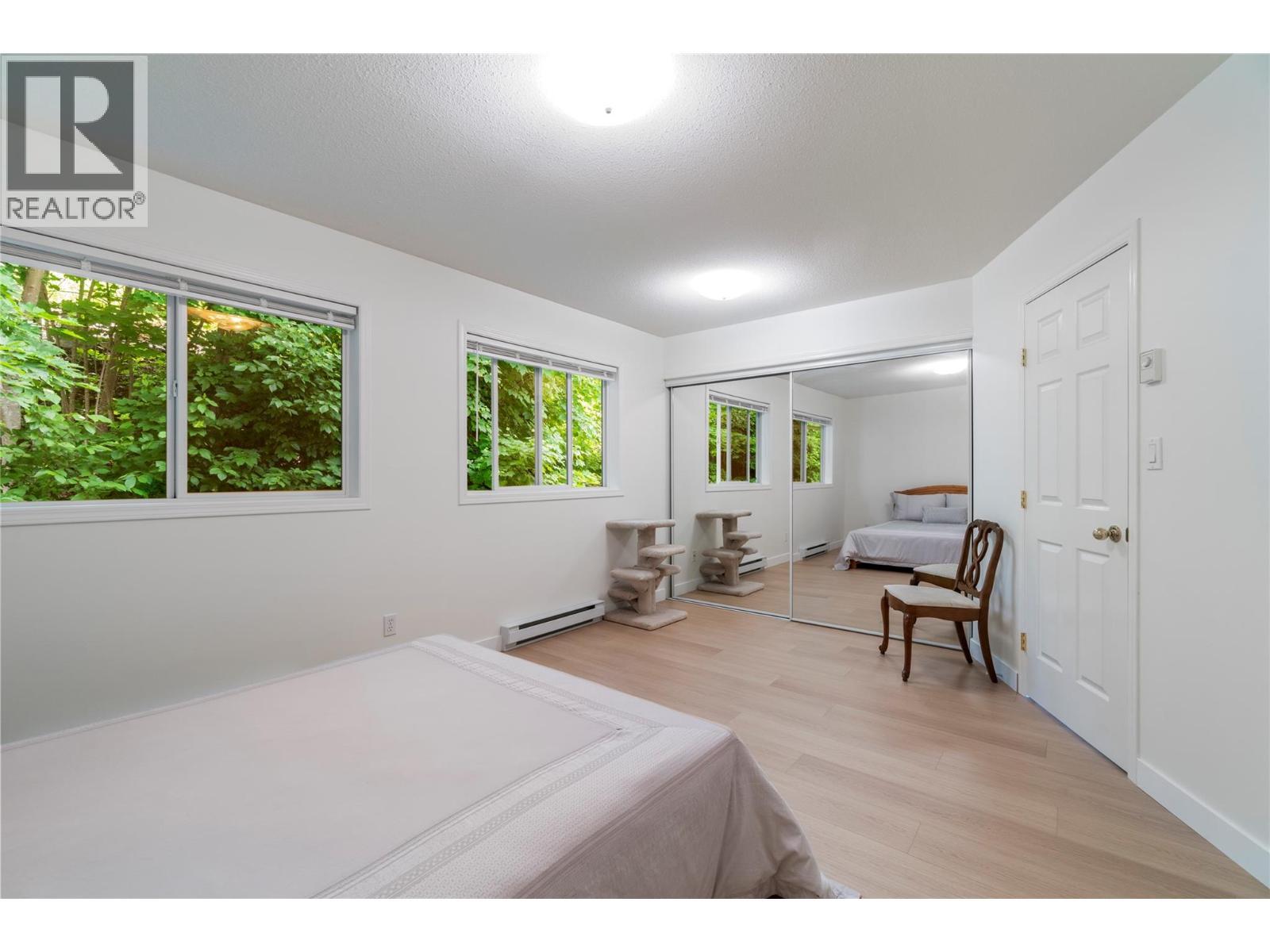 71 25 Street Se Unit# 3, Salmon Arm, BC - Indoor Photo Showing Bedroom
