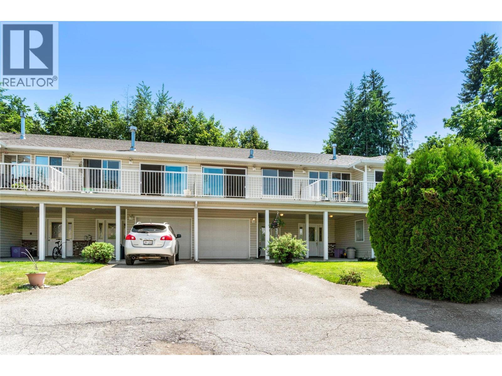 71 25 Street Se Unit# 3, Salmon Arm, BC - Outdoor With Deck Patio Veranda With Facade
