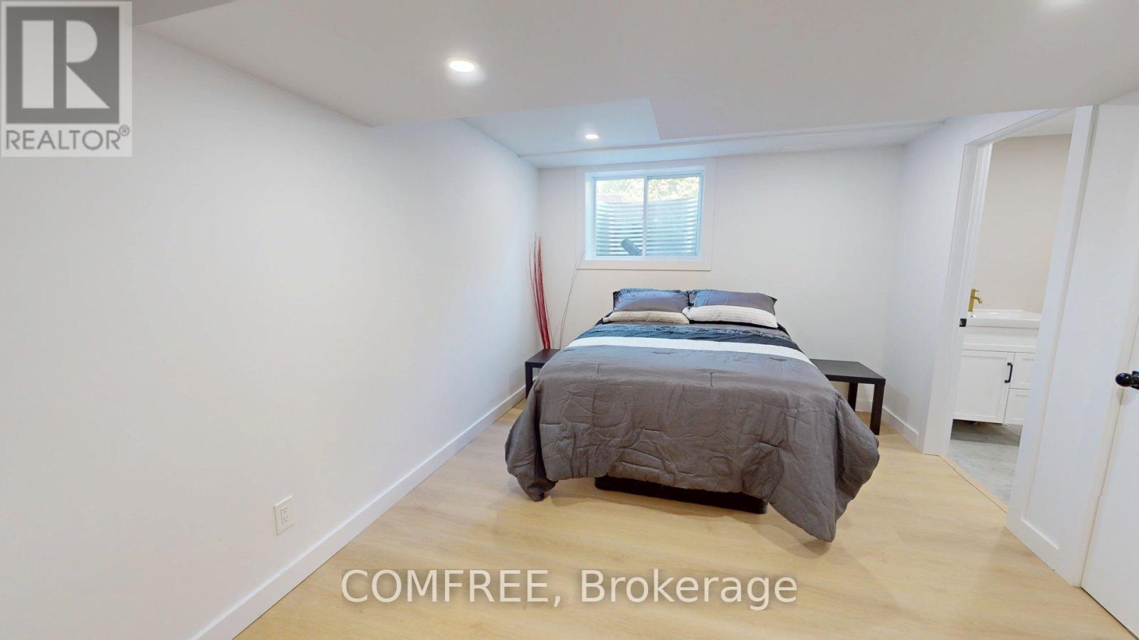 1357 Emerald Gate Avenue, Ottawa, ON - Indoor Photo Showing Bedroom