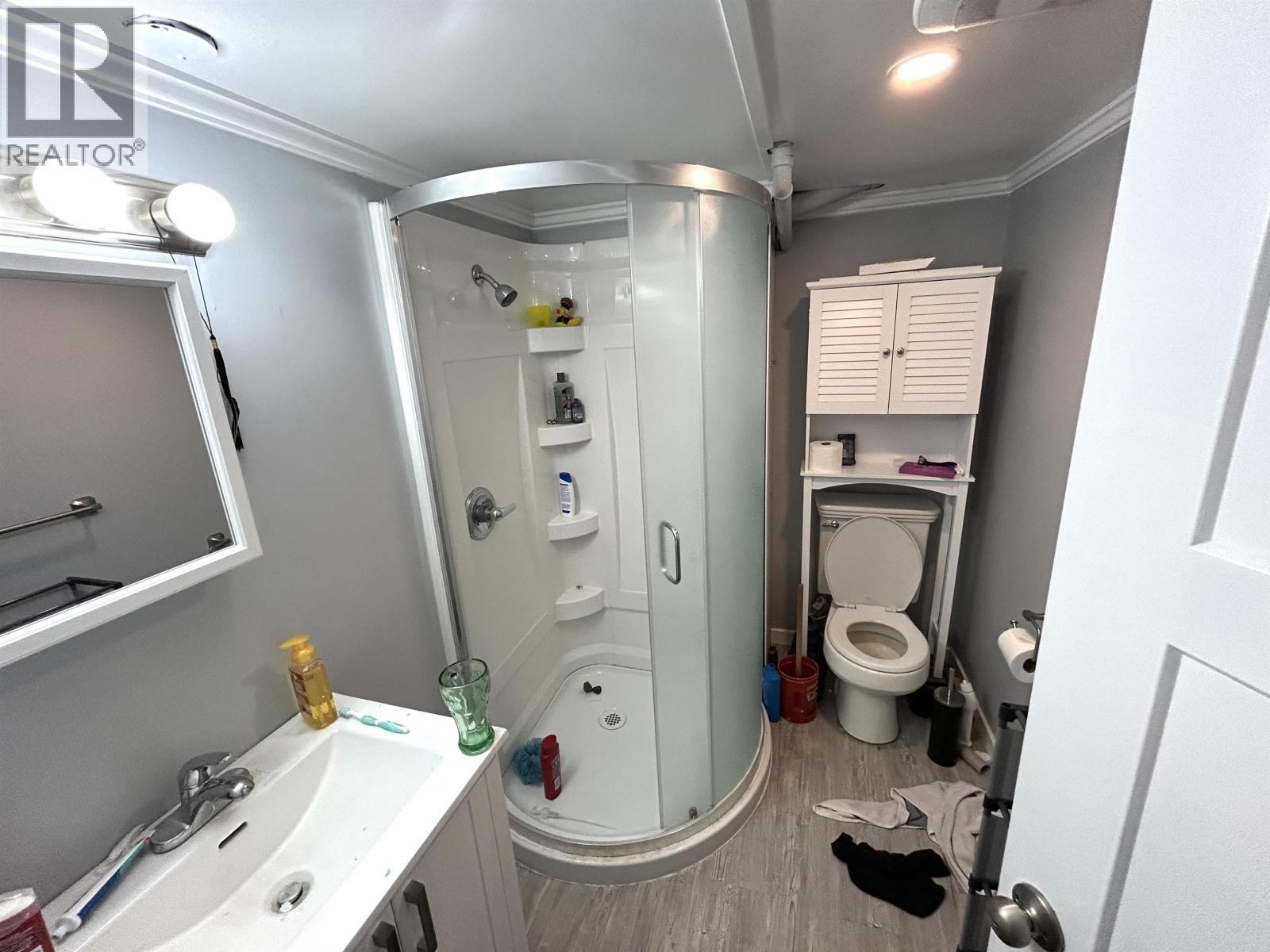 2008 Sommerville Road, Prince George, BC - Indoor Photo Showing Bathroom