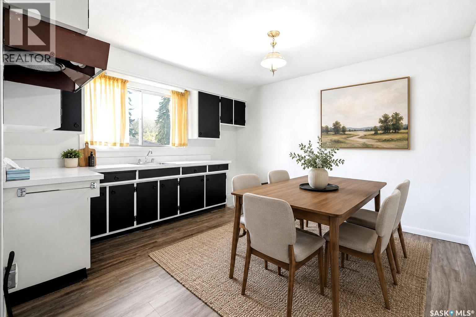 1901 William Avenue, Saskatoon, SK - Indoor Photo Showing Dining Room