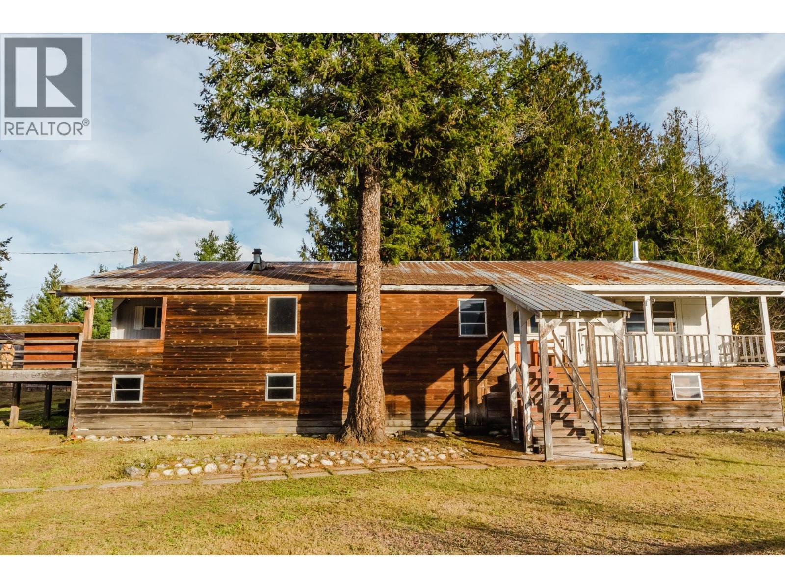 3974 Malakwa Station Road, Malakwa, BC
