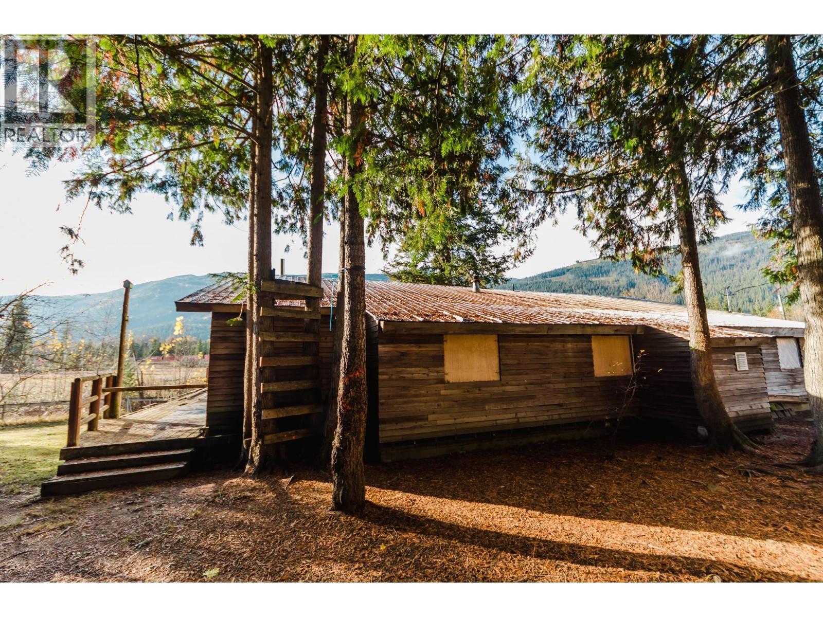 3974 Malakwa Station Road, Malakwa, BC