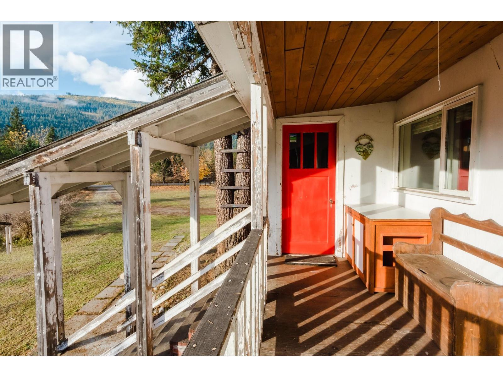 3974 Malakwa Station Road, Malakwa, BC