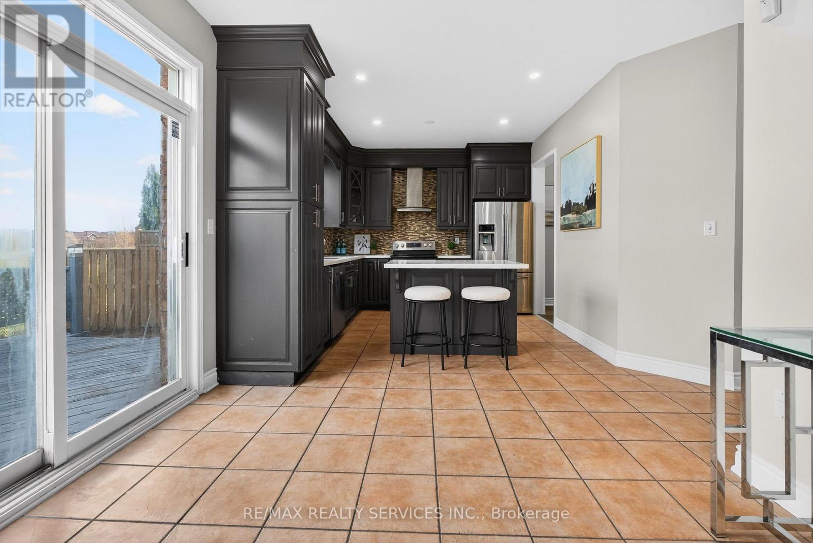 47 Upper Highlands Drive, Brampton, ON - Indoor
