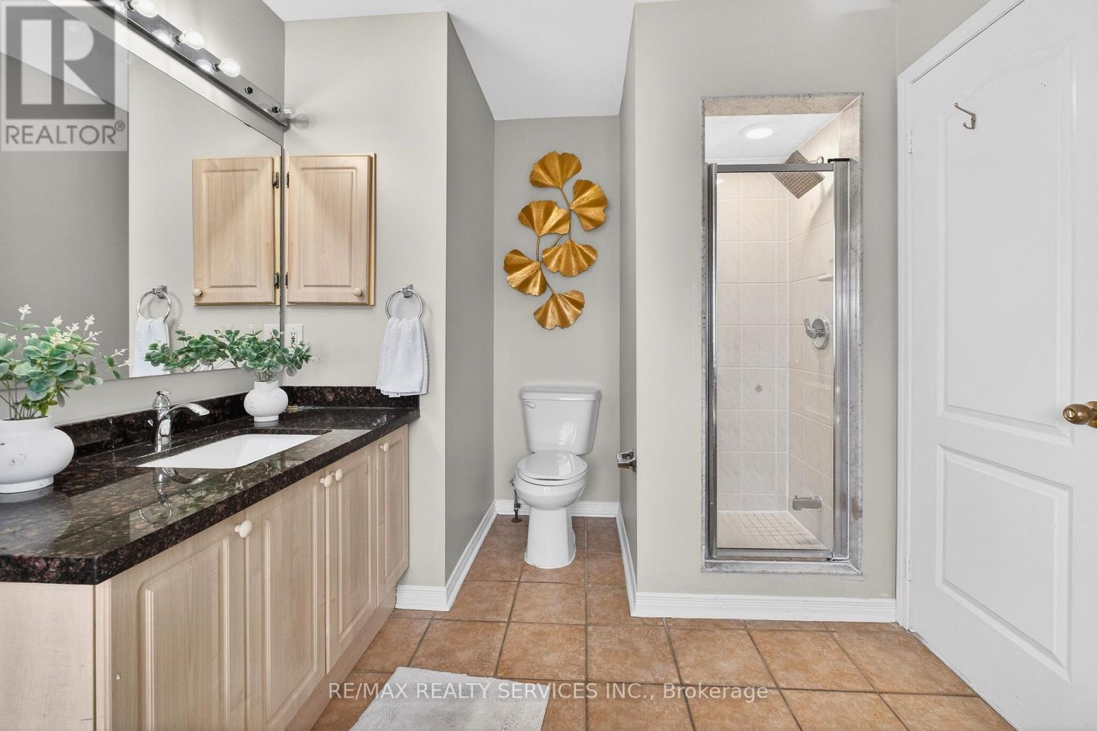 47 Upper Highlands Drive, Brampton, ON - Indoor Photo Showing Bathroom