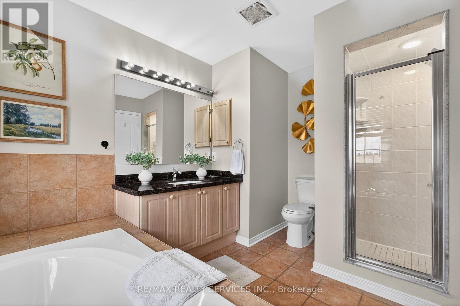 47 Upper Highlands Drive, Brampton, ON - Indoor Photo Showing Bathroom