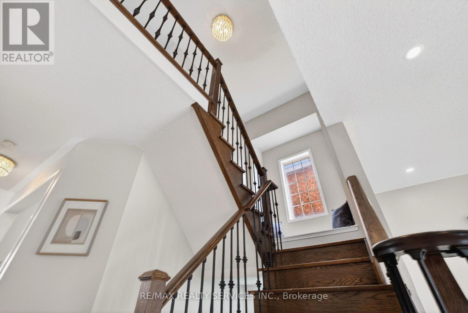 47 Upper Highlands Drive, Brampton, ON - Indoor Photo Showing Other Room