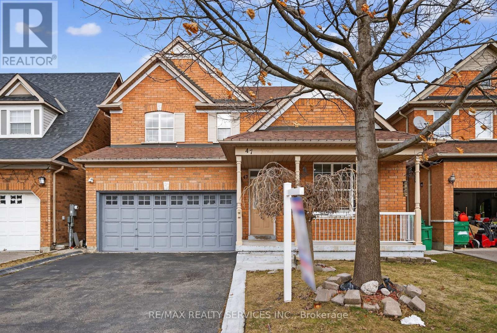 47 Upper Highlands Drive, Brampton, ON - Outdoor