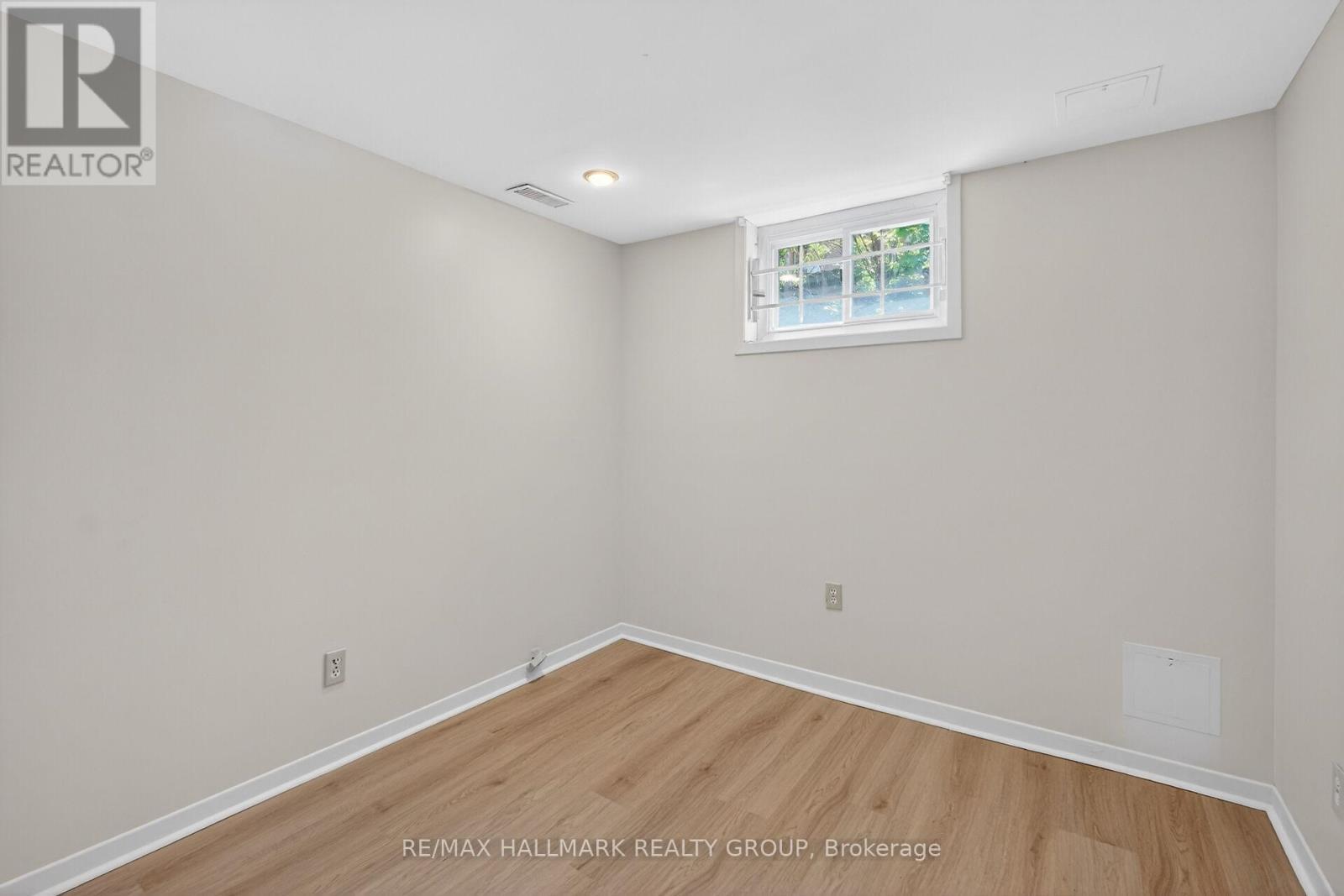 1286 Bonnie Crescent, Ottawa, ON - Indoor Photo Showing Other Room
