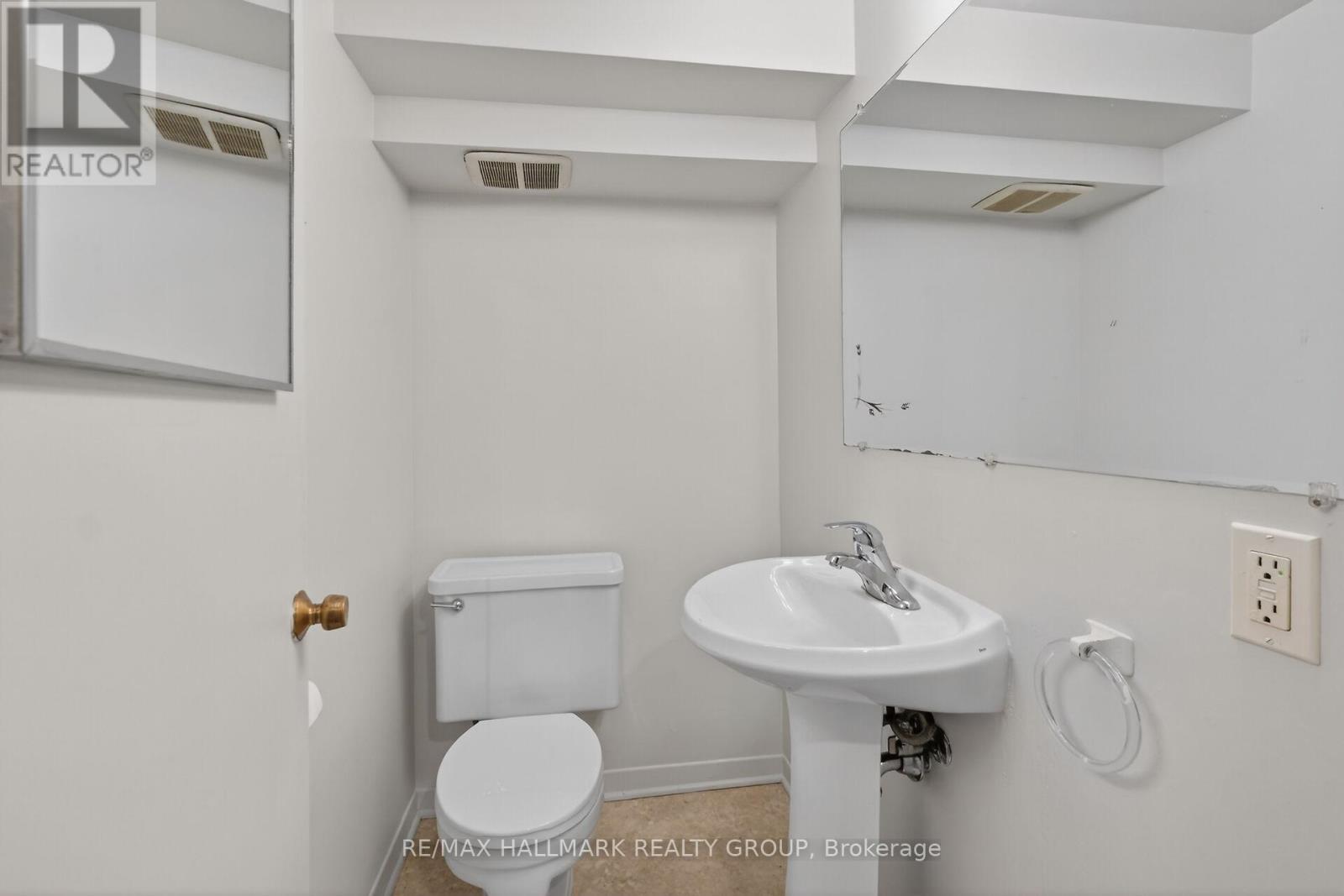 1286 Bonnie Crescent, Ottawa, ON - Indoor Photo Showing Bathroom