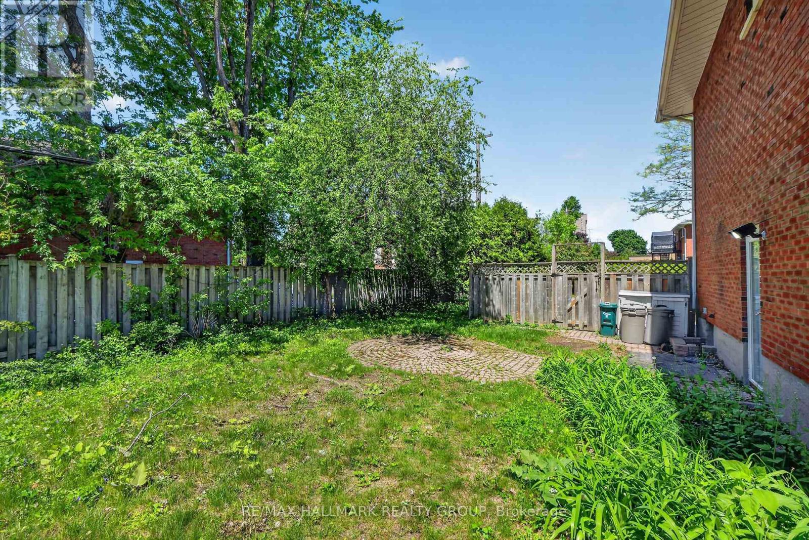 1286 Bonnie Crescent, Ottawa, ON - Outdoor