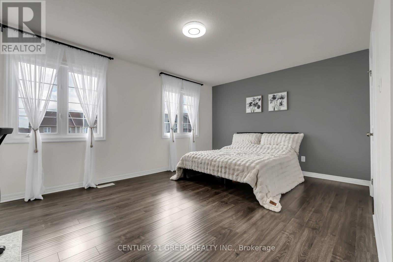 54 Rockcliffe Drive, Kitchener, ON - Indoor Photo Showing Bedroom