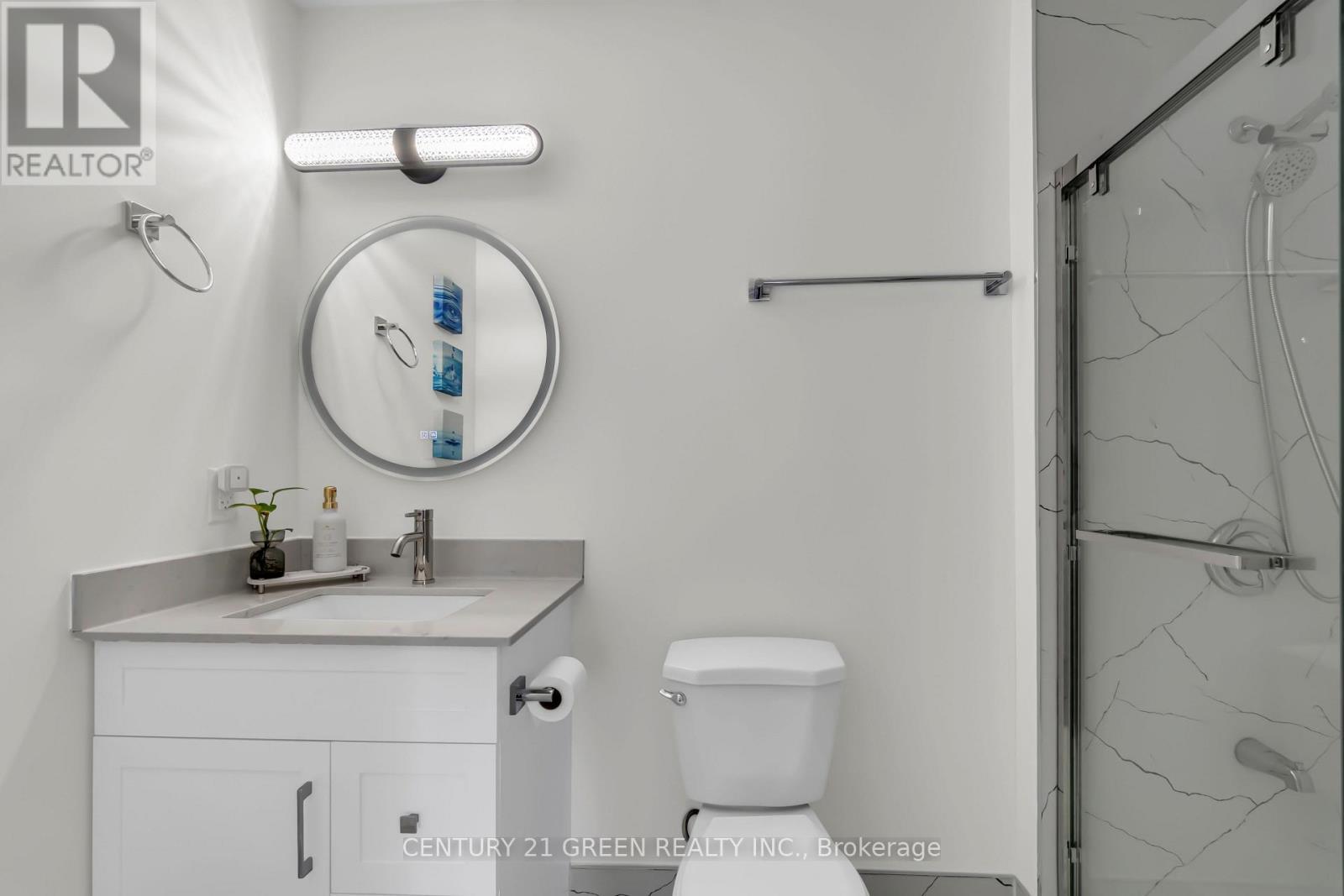 54 Rockcliffe Drive, Kitchener, ON - Indoor Photo Showing Bathroom