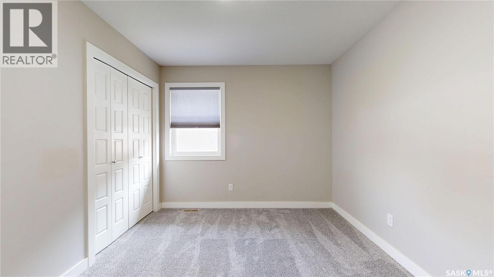 5614 Beacon Place, Regina, SK - Indoor Photo Showing Other Room