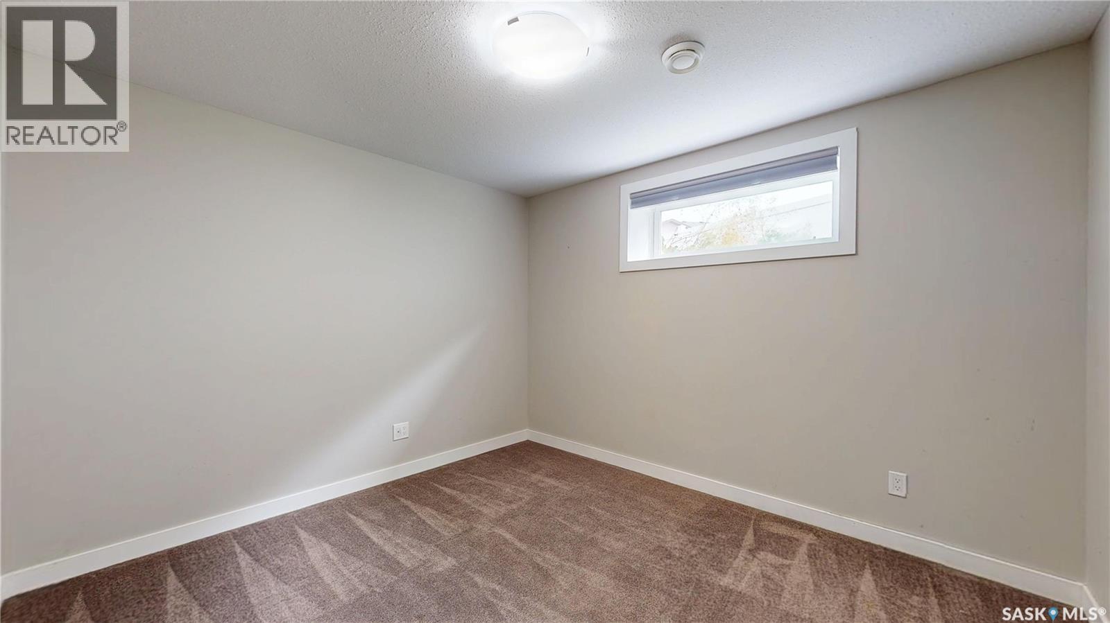 5614 Beacon Place, Regina, SK - Indoor Photo Showing Other Room