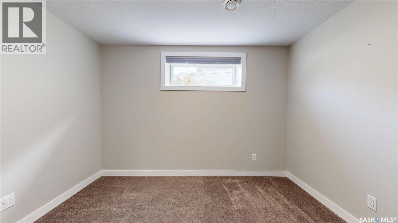 5614 Beacon Place, Regina, SK - Indoor Photo Showing Other Room