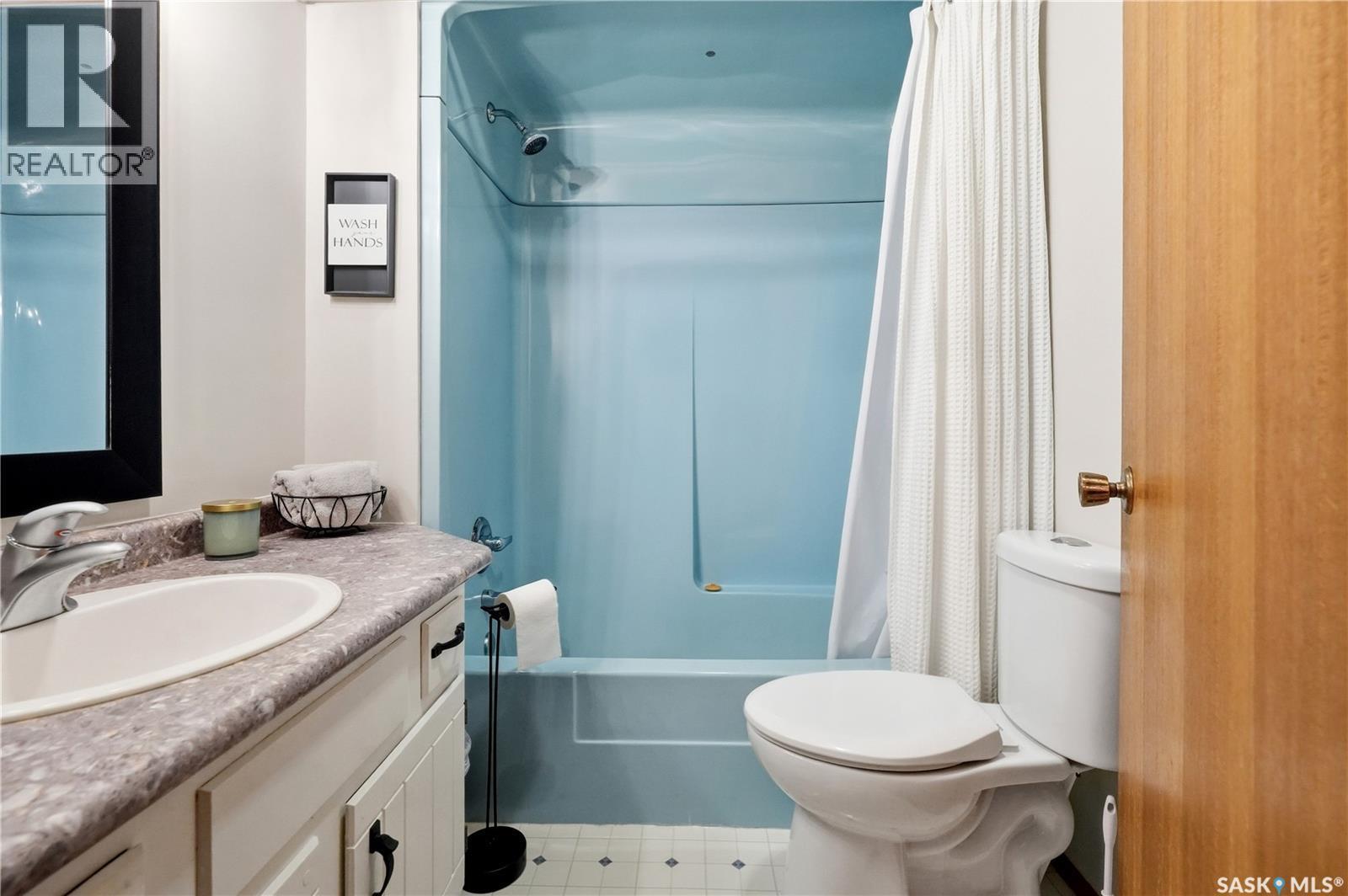 179 B-Say-Tah Road, B-Say-Tah, SK - Indoor Photo Showing Bathroom