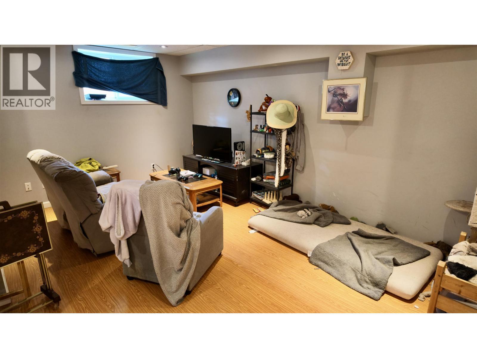 4838 Kitwanga Drive, 108 Mile Ranch, BC - Indoor