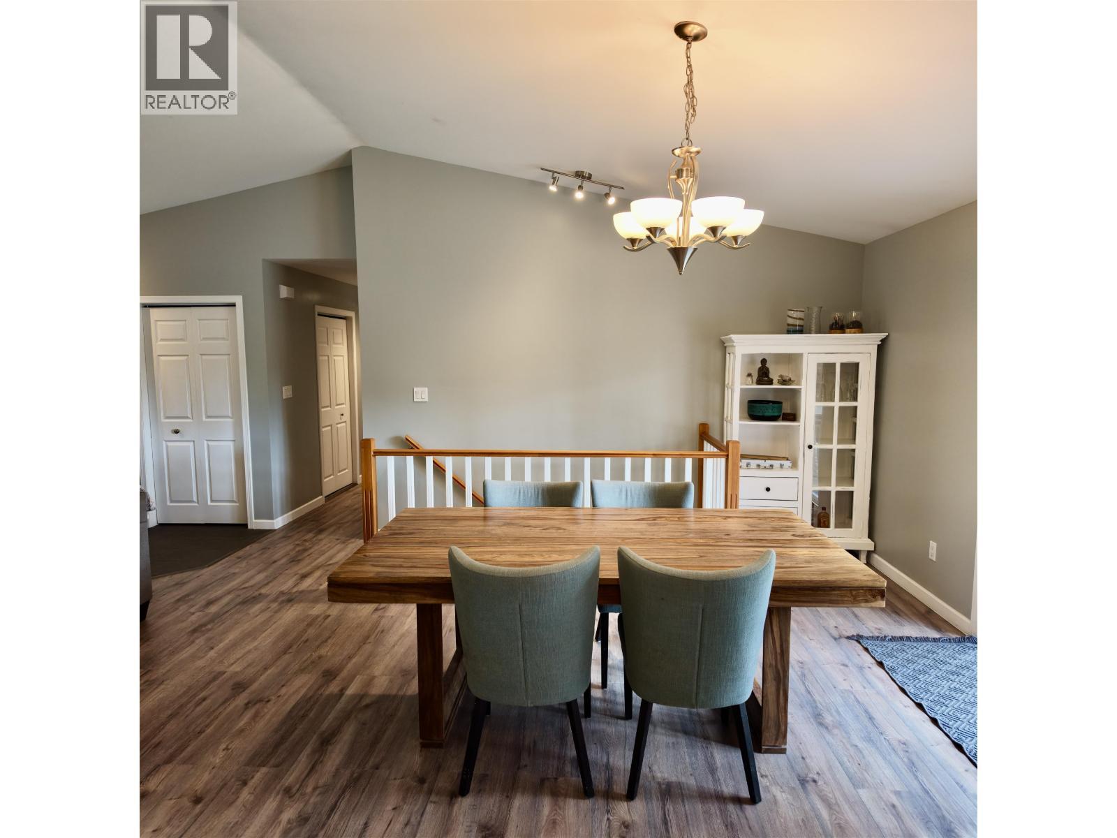 4838 Kitwanga Drive, 108 Mile Ranch, BC - Indoor Photo Showing Dining Room