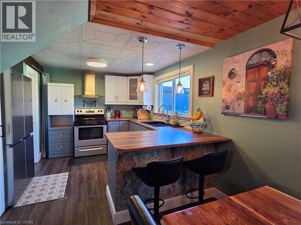 Wood Ceilings - 112 Indian Road, Asphodel-Norwood Twp, ON - Indoor