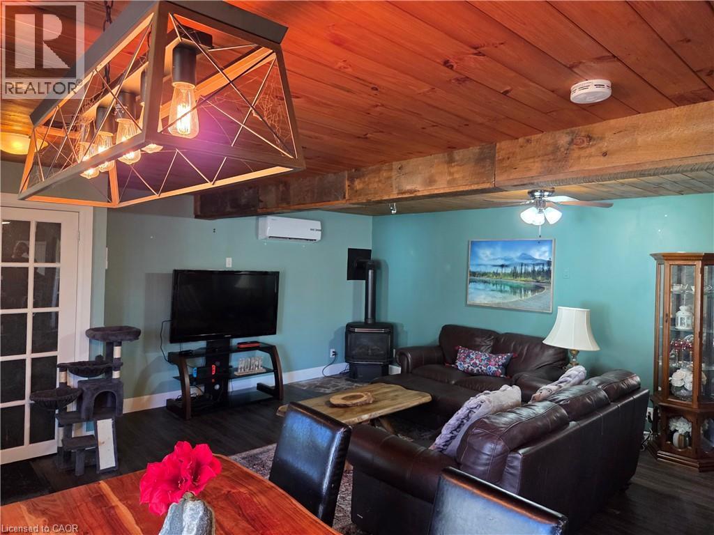 Propane Fireplace - 112 Indian Road, Asphodel-Norwood Twp, ON - Indoor Photo Showing Living Room