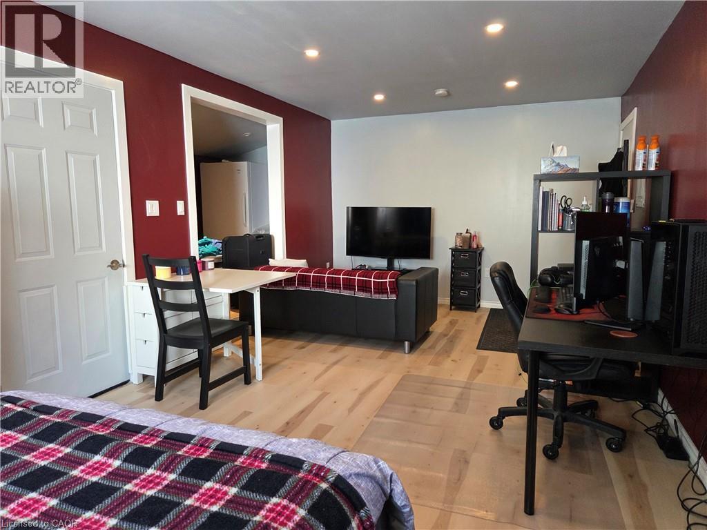 Studio (Garage) - 112 Indian Road, Asphodel-Norwood Twp, ON - Indoor