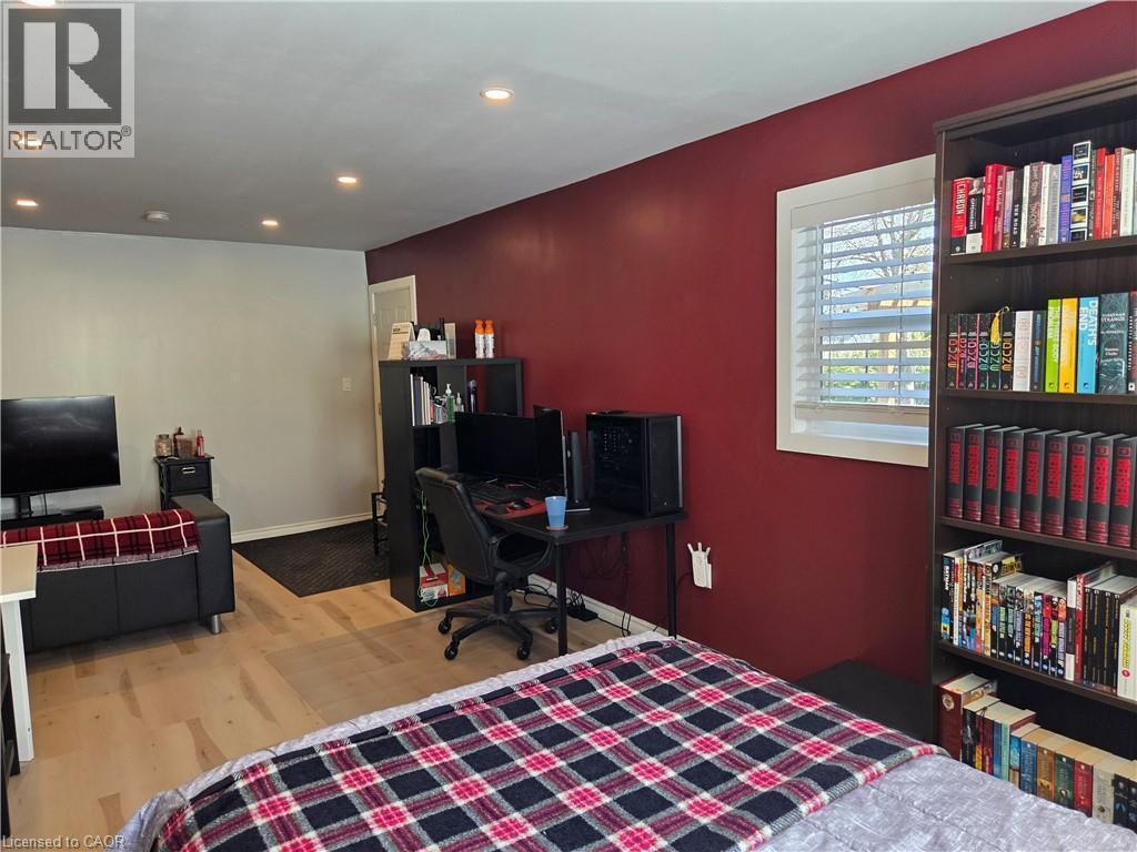 Studio (Garage) - 112 Indian Road, Asphodel-Norwood Twp, ON - Indoor Photo Showing Bedroom