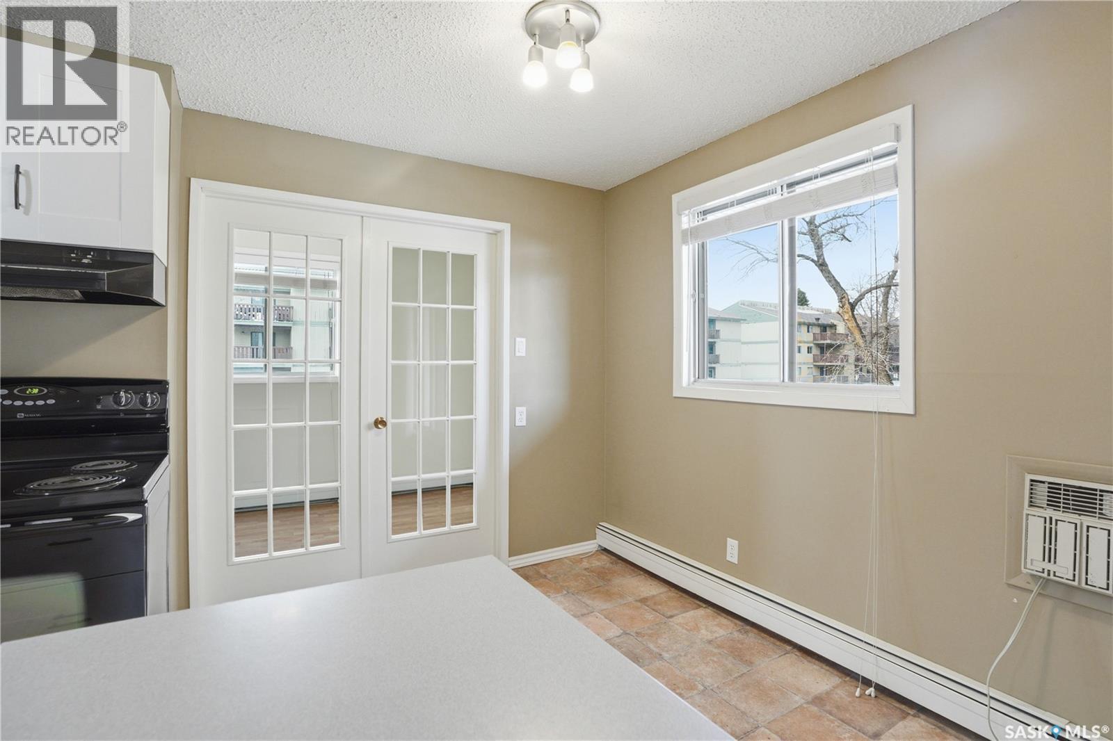 208B 4040 8Th Street E, Saskatoon, SK - Indoor Photo Showing Other Room