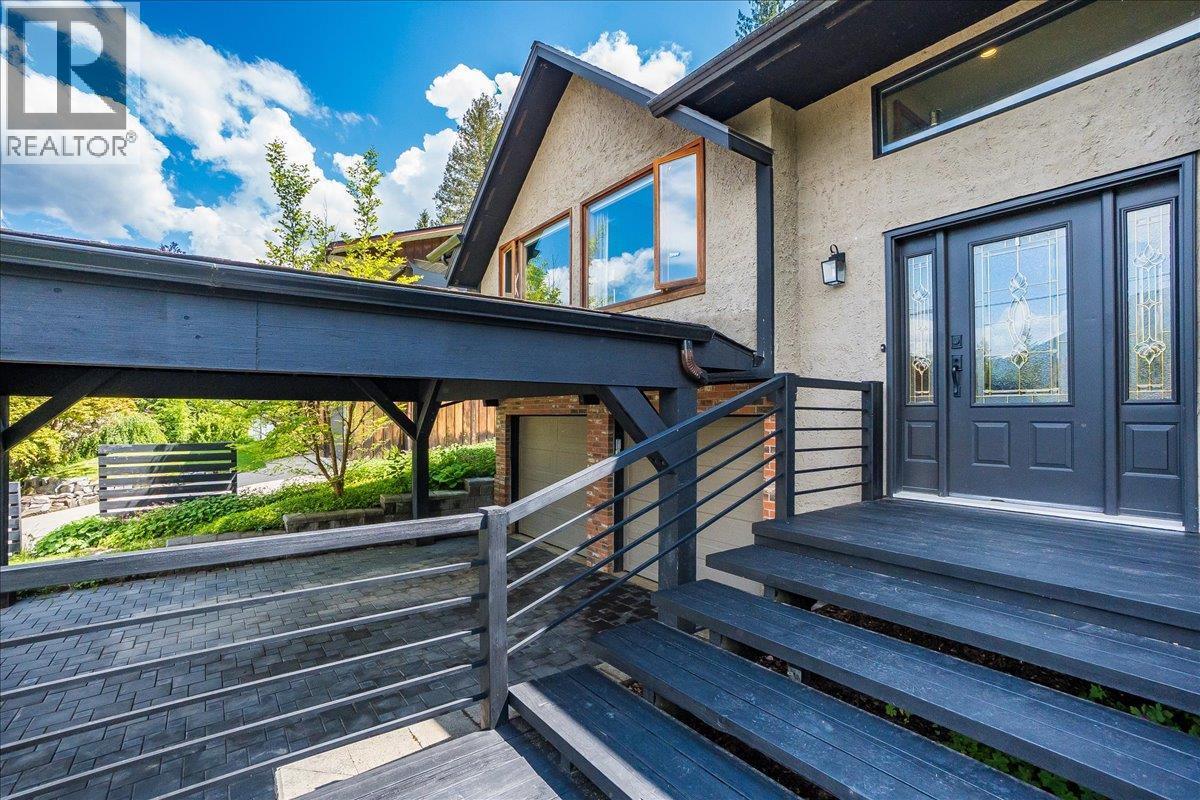 1001 Gilker Street, Nelson, BC - Outdoor