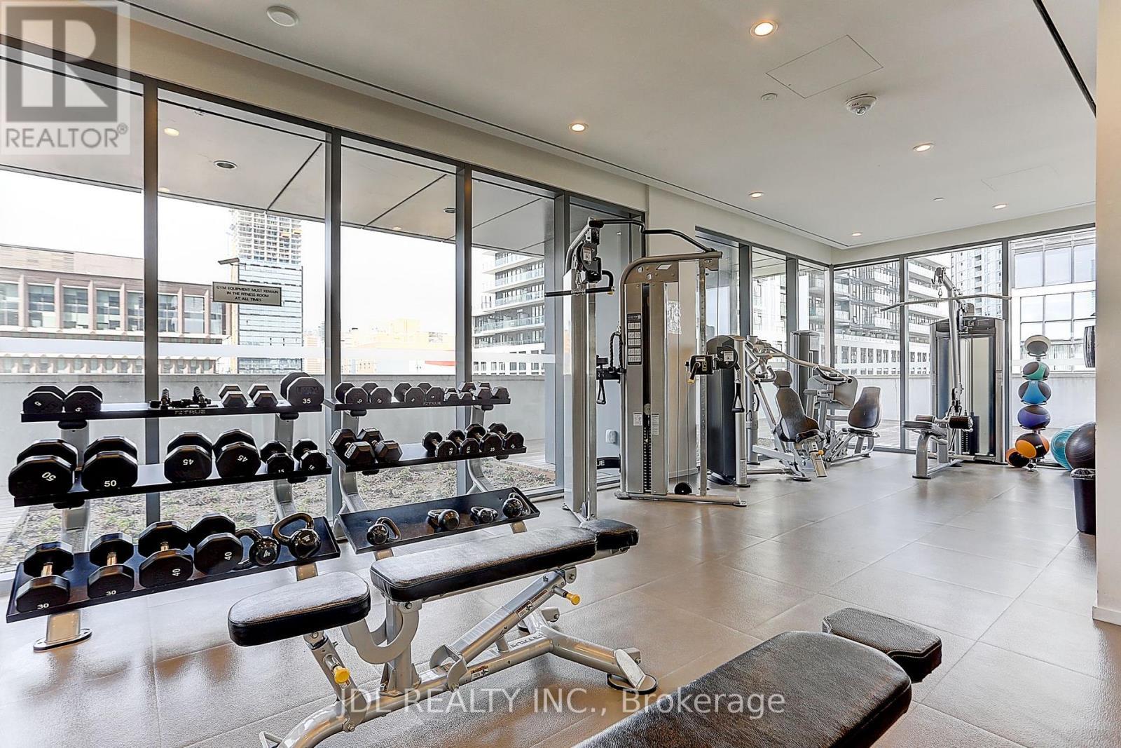 704 - 159 Dundas Street E, Toronto, ON - Indoor Photo Showing Gym Room