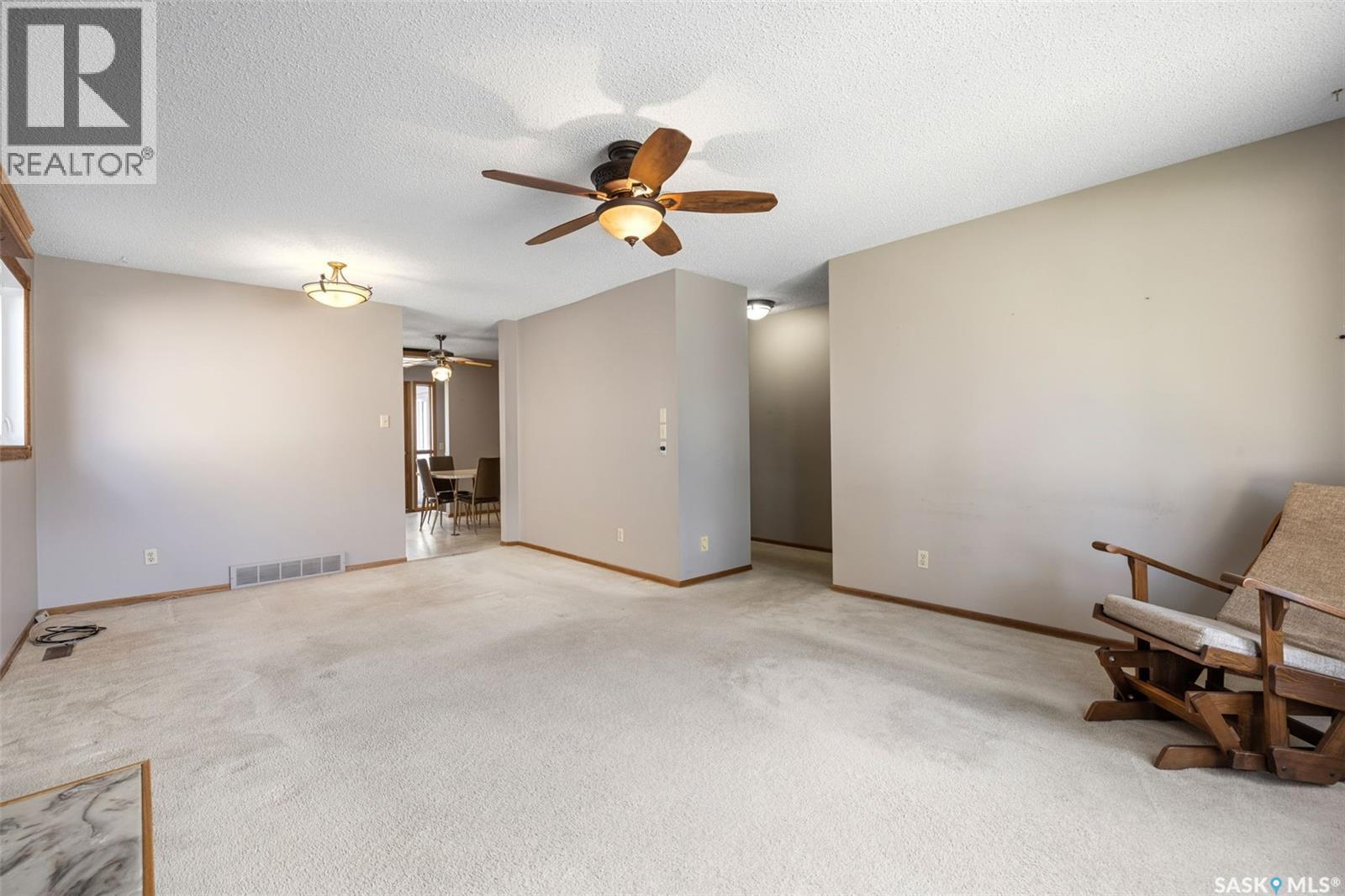 287 Rogers Road, Regina, SK - Indoor