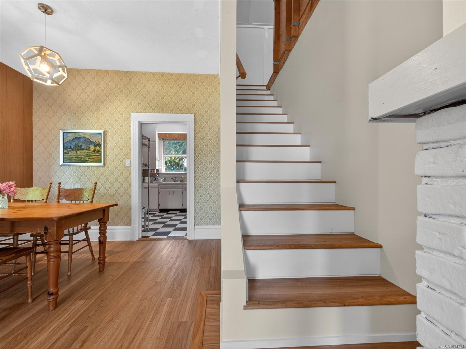 1215 Queens Ave, Victoria, BC