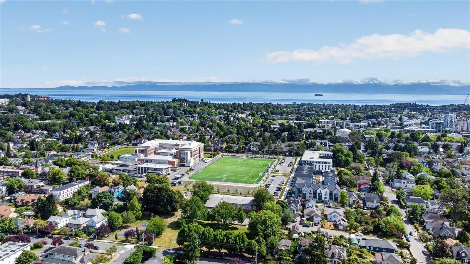 1215 Queens Ave, Victoria, BC
