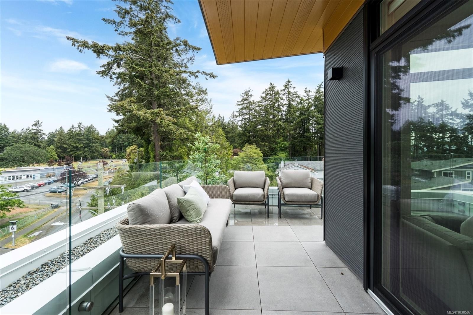 #Ph 403-5229 Cordova Bay Rd, Saanich, BC - Outdoor With Exterior
