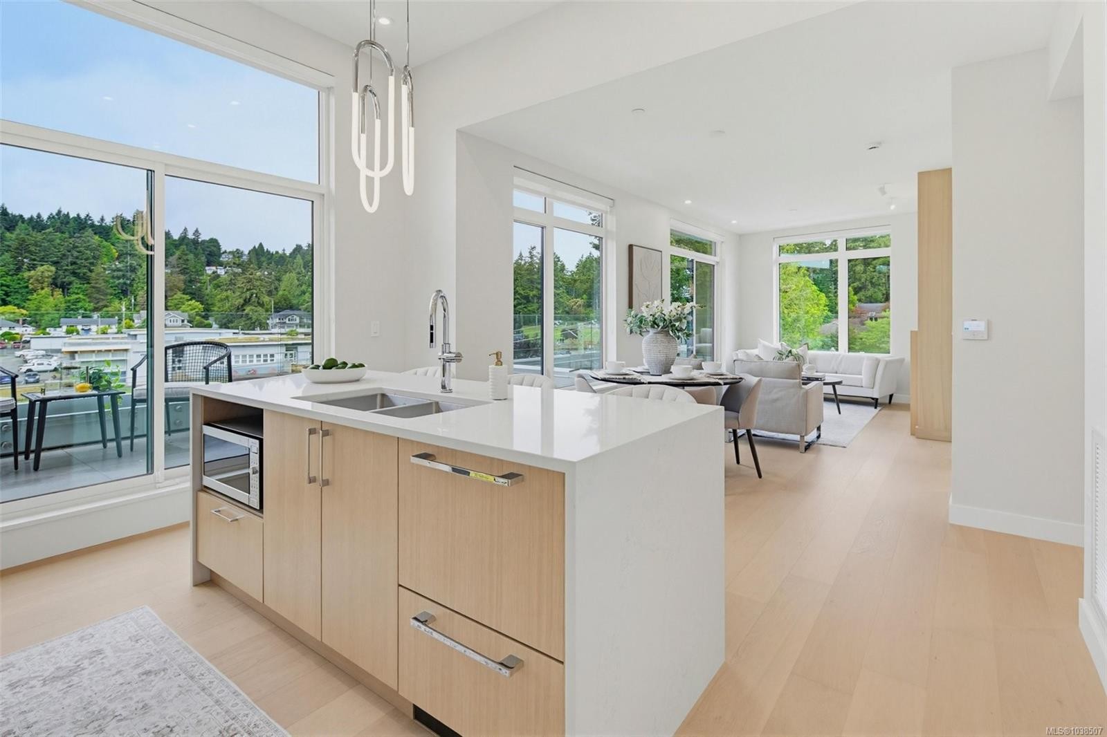 #Ph 403-5229 Cordova Bay Rd, Saanich, BC - Indoor Photo Showing Kitchen With Double Sink