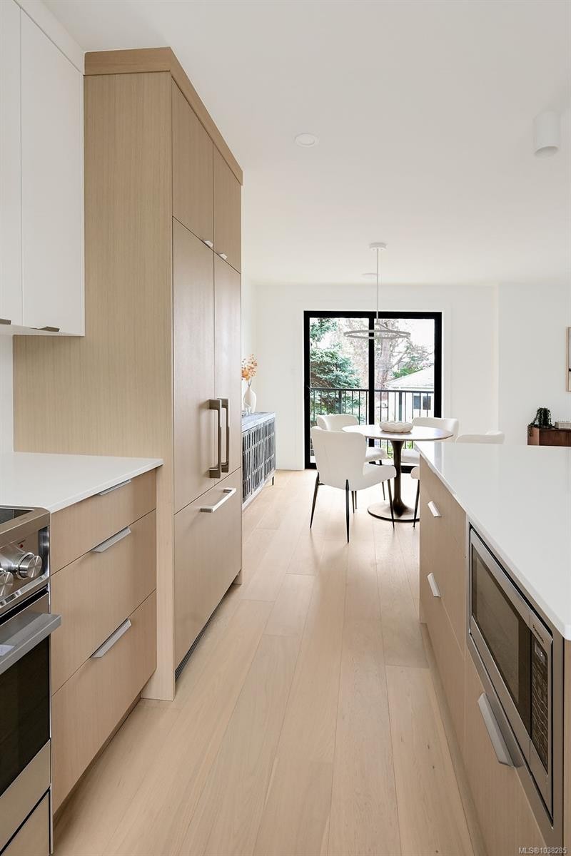 #3-2268 Bowker Ave, Oak Bay, BC