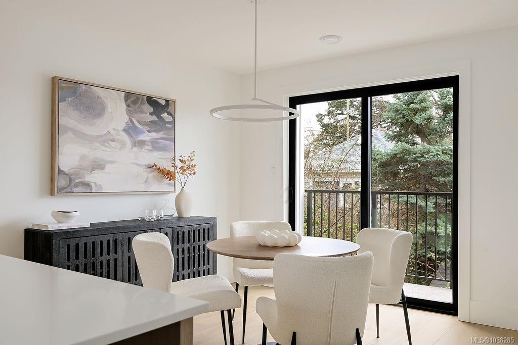#3-2268 Bowker Ave, Oak Bay, BC