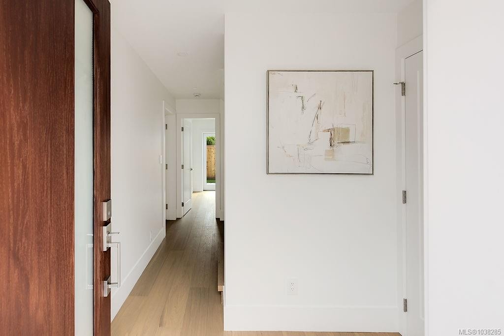 #3-2268 Bowker Ave, Oak Bay, BC
