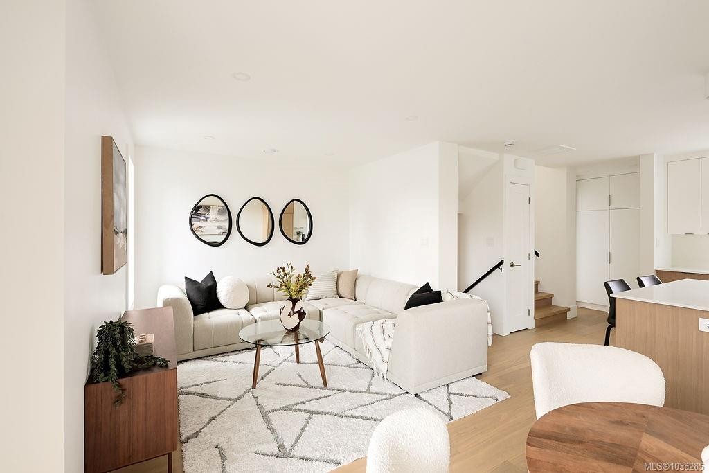 #3-2268 Bowker Ave, Oak Bay, BC